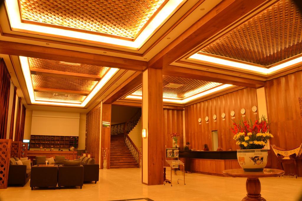 Great Wall Hotel - Nay Pyi Taw Oattara Thiri Buitenkant foto