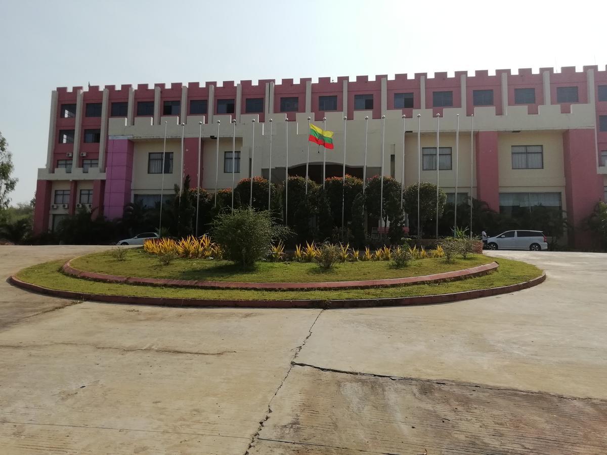 Great Wall Hotel - Nay Pyi Taw Oattara Thiri Buitenkant foto