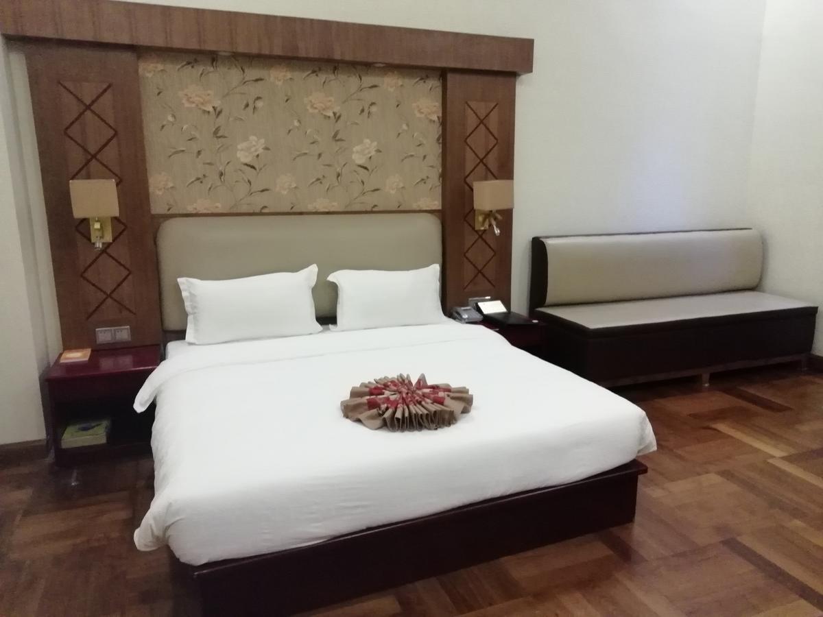 Great Wall Hotel - Nay Pyi Taw Oattara Thiri Buitenkant foto